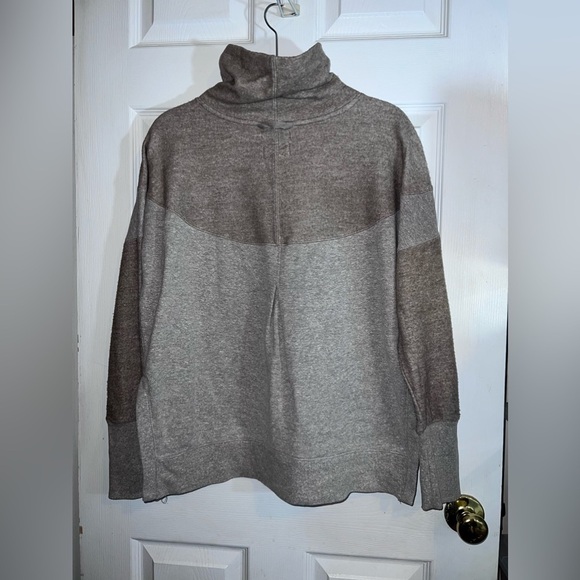 PRANA Womens Tan Pullover Sweatshirt Funnel Cowl Neck Sz M - Picture 10 of 11